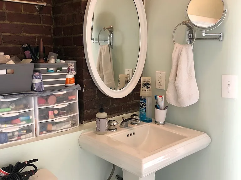 2122 Pine — Photo 13