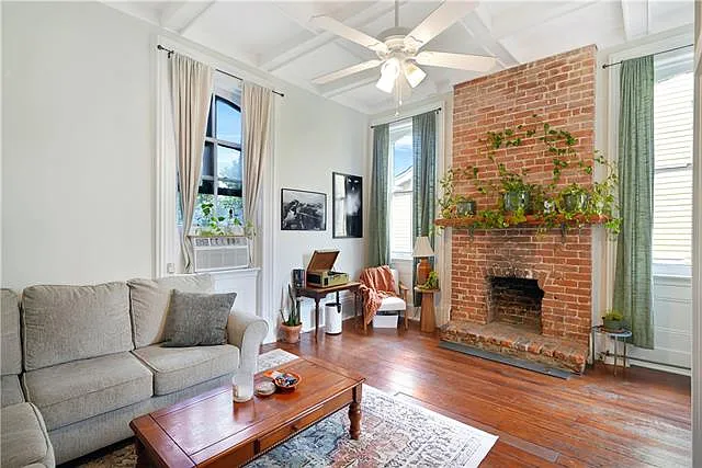 1 bed, 1.0 bath, 600 sqft, $1,200 — Photo 4