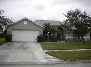 421 53rd Sq, Vero Beach, FL 32968