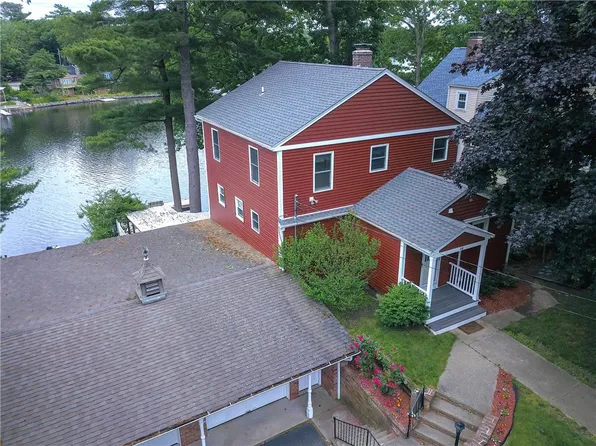 14 Coolridge Ave, Smithfield, RI 02828