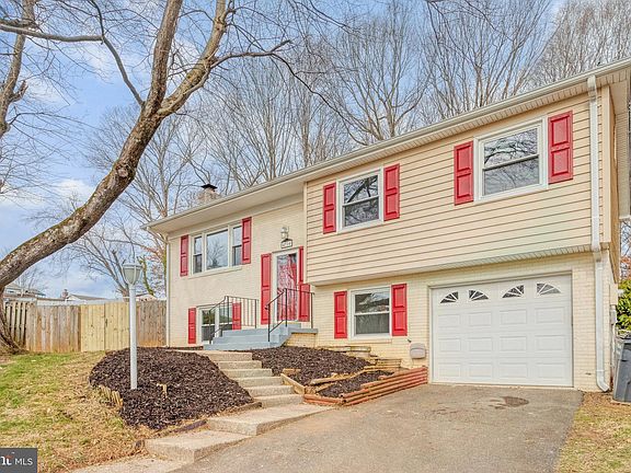 2nd image of 4710 Kenny Ct