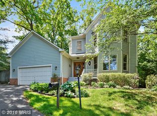 6618 Wilson Ln, Bethesda, MD 20817