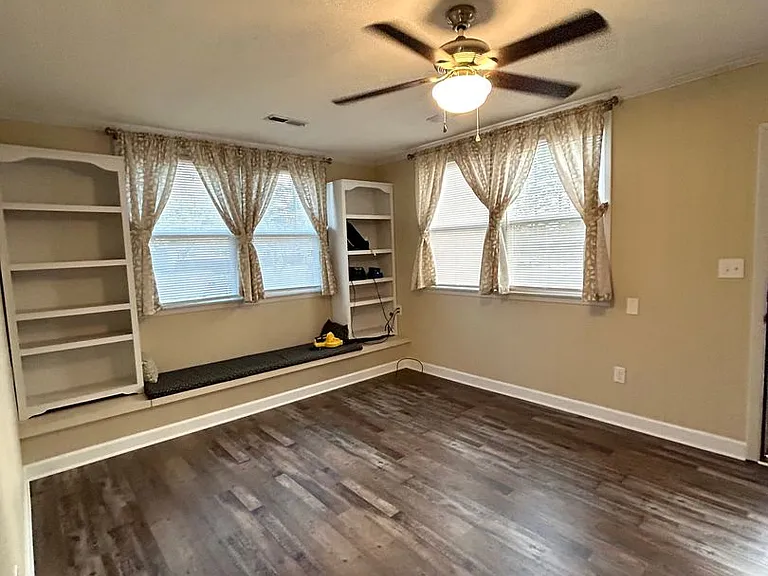 408 Lynette Dr — Photo 22