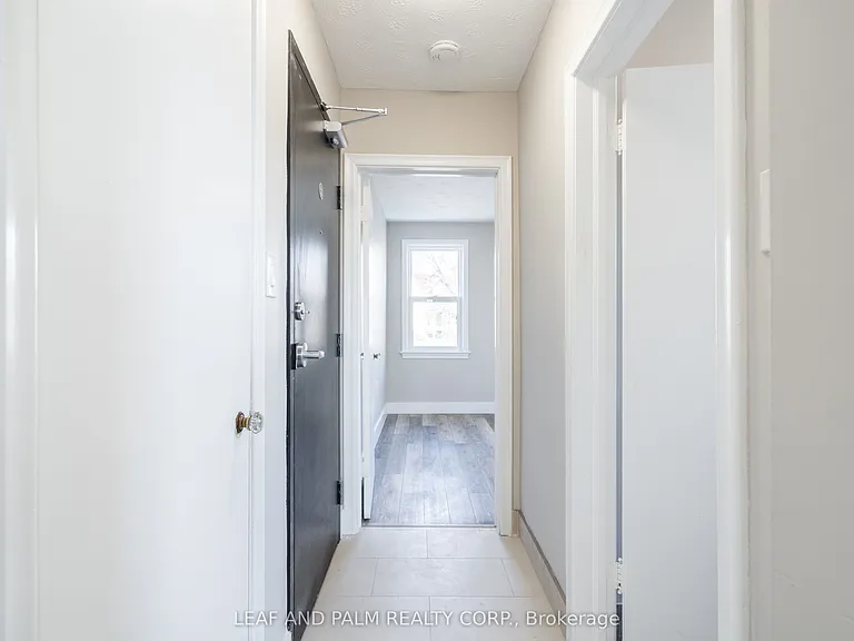5567 Ontario Ave #3 — Photo 3