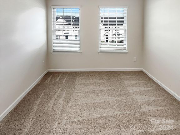 3rd image of 5065 Patton Dr