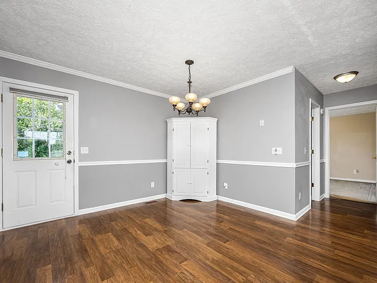 681 Elbethel Rd — Photo 14