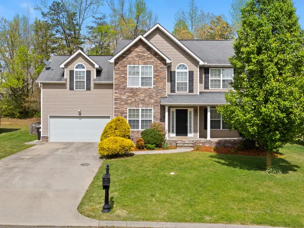 3418 Grassy Pointe Ln, Knoxville, TN 37931