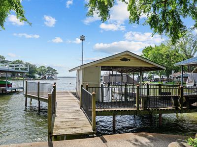 156 King Arthur Rd, Mabank, TX, 75156