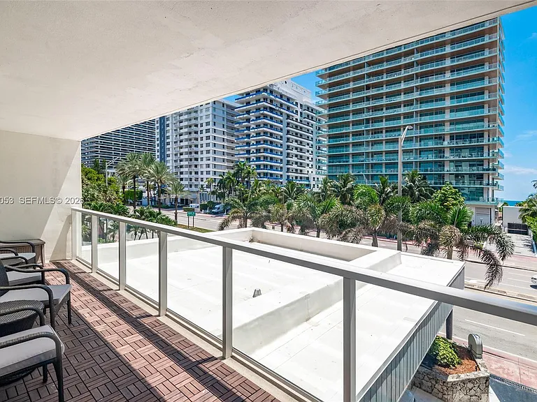 5750 Collins Ave #3J — Photo 13