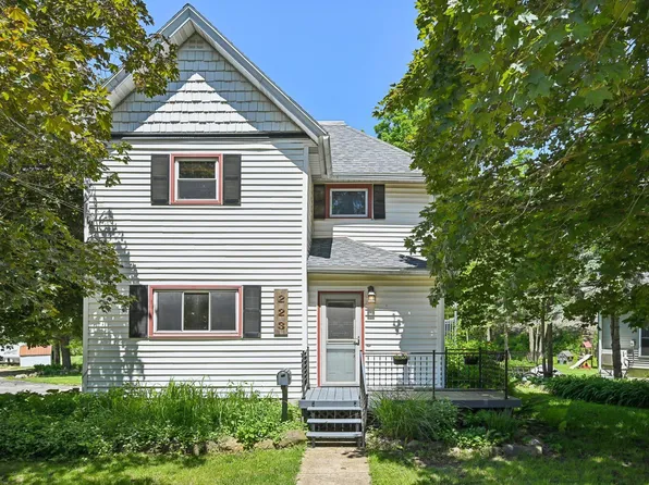 223 Jefferson St, Oregon, WI 53575