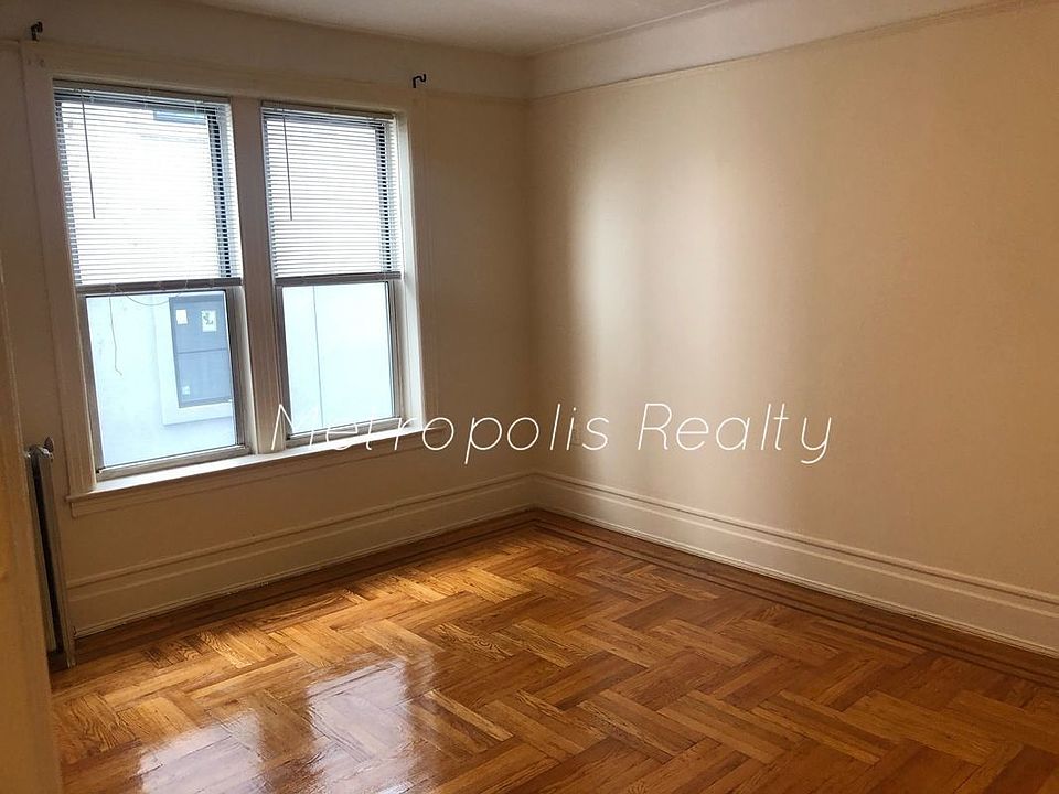 1st image of 22-11 33rd St #2B