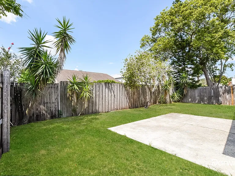 151 Lakebreeze Cir — Photo 15