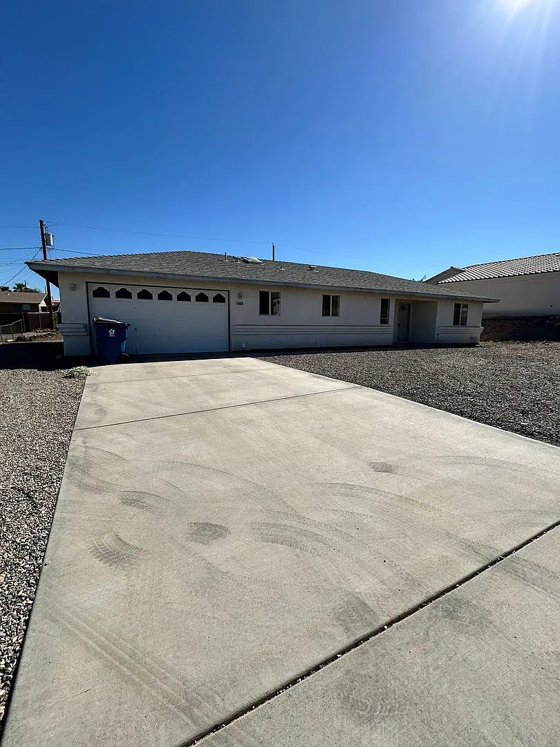 Unfurnished Home! — Photo 1