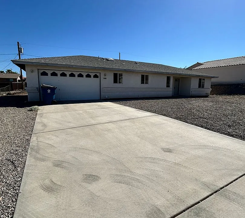 1668 Riverbelle Dr