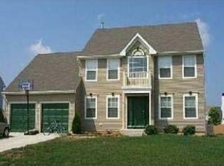 28 Lexington Park Rd, Sicklerville, NJ 08081