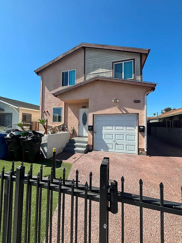5 bed, 1863 sqft, $4,200 — Photo 1