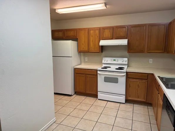 MC 606 N Bangor Avenue, 606 N Bangor Ave APT B, Lubbock, TX 79416