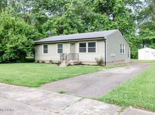 5310 Red Leaf Rd, Louisville, KY 40218