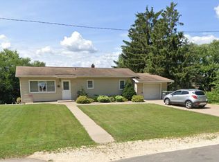 2105 Sunset Ln, La Crosse, WI 54601