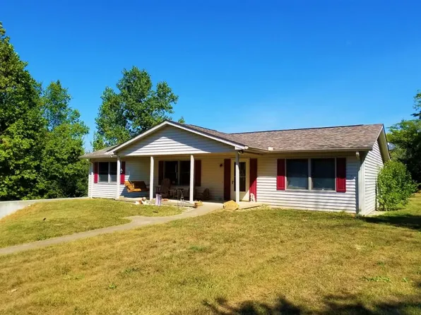 15235 Chatham Rd, Moores Hill, IN 47032