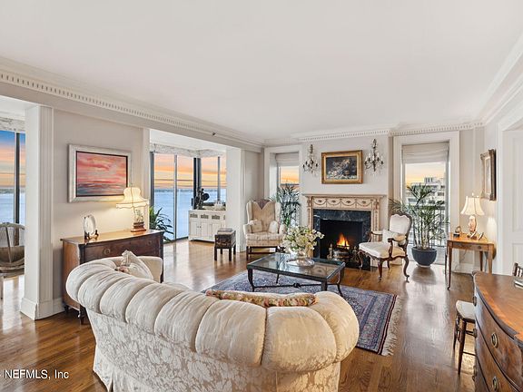 3rd image of 505 LANCASTER Street #15AB