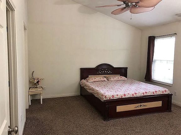 3rd image of 3868 Elter Ln