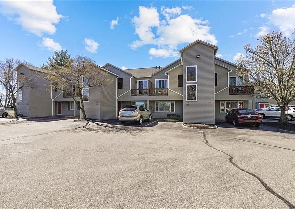 1st image of 10 East St APT 209