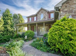 1458 Highfield Ct, Chambersburg, PA 17202