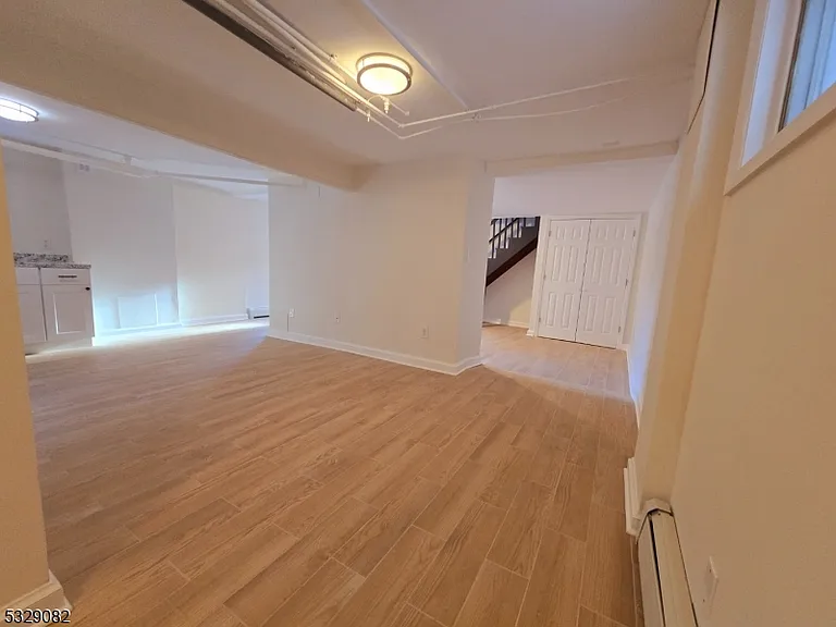 43 Walnut Cres #1 — Photo 22