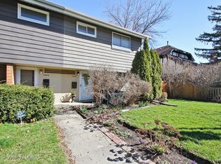 1932 Lake Ave, Wilmette, IL