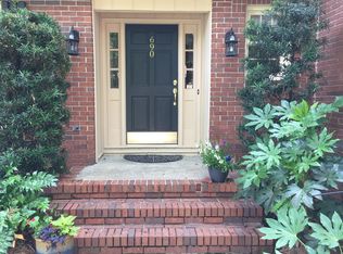 690 Shortwood St, Charleston, SC 29412