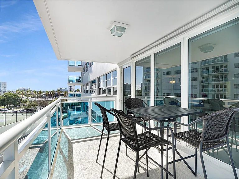 3430 Galt Ocean Dr #410 — Photo 34