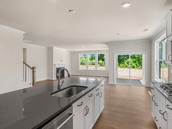 7th image of this home