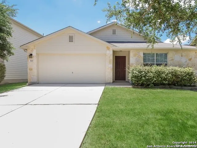 3 bed, 1398 sqft, $1,650 — Photo 1