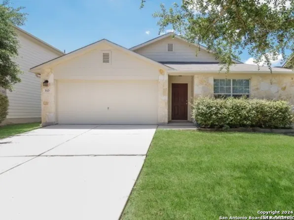 313 Lasso Ln, Cibolo, TX 78108