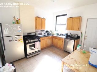 202 Harvard Ave, Allston, MA 02134