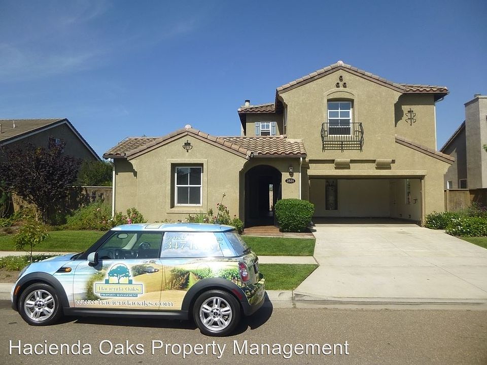 1st image of 2531 S Logan Dr