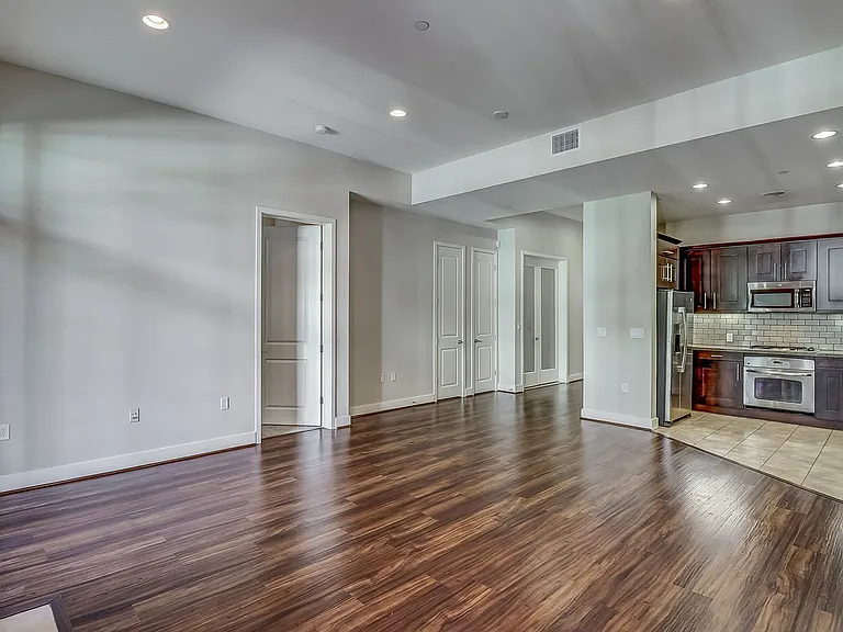 Axis 2300 Apartments — Photo 69