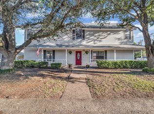 1300 Chapel Downs Rd, Woodway, TX 76712