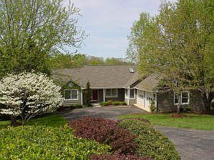 1st image of 26 Beneva Cir