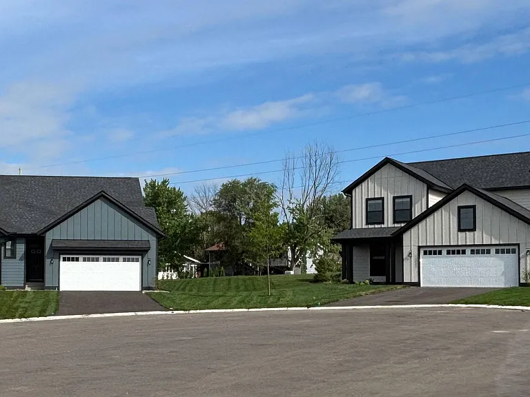 Wildwood Lakeville — Photo 2