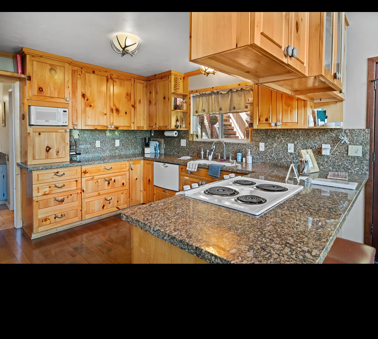3 bed, 1781 sqft, $3,375 — Photo 4