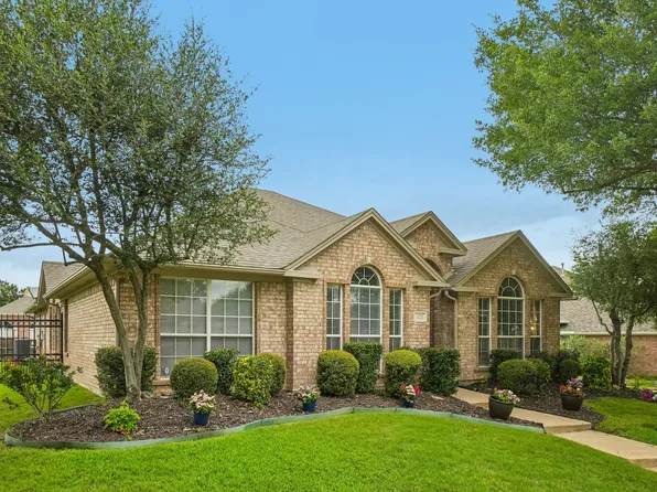 421 Durrand Oak Dr, Keller, TX 76248