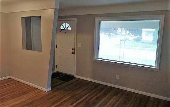 3rd image of 24479 Phlox Ave