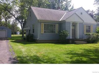 1778 Whitehaven Rd, Grand Island, NY 14072