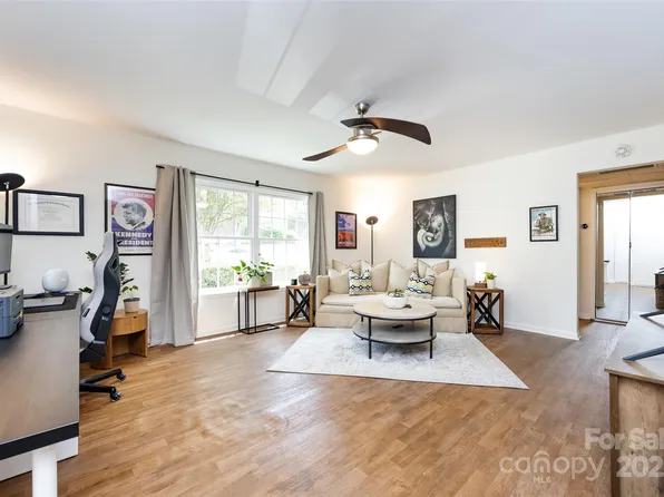 2620 Park Rd APT F, Charlotte, NC 28209