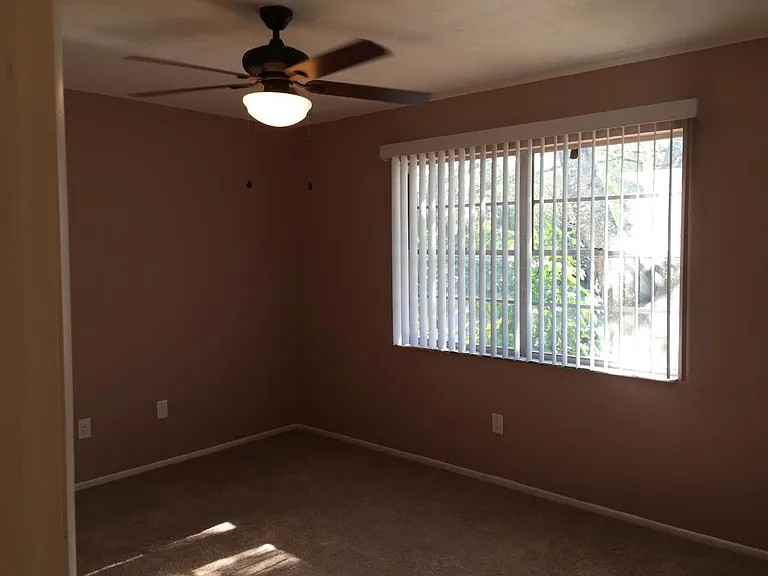 13901 Village Terrace Dr — Photo 4