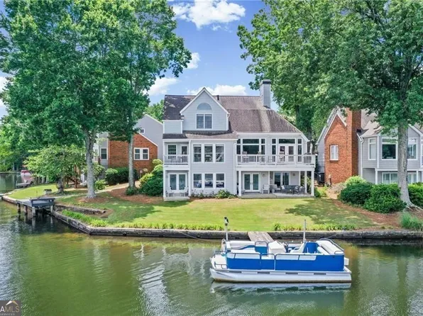 6425 Spinnaker Ln, Alpharetta, GA 30005
