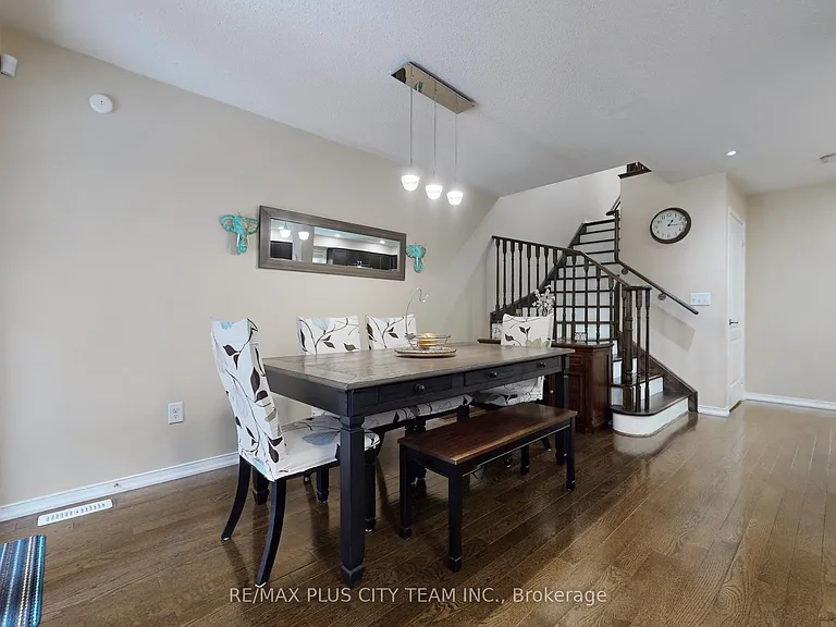 16 Edison Way — Photo 7