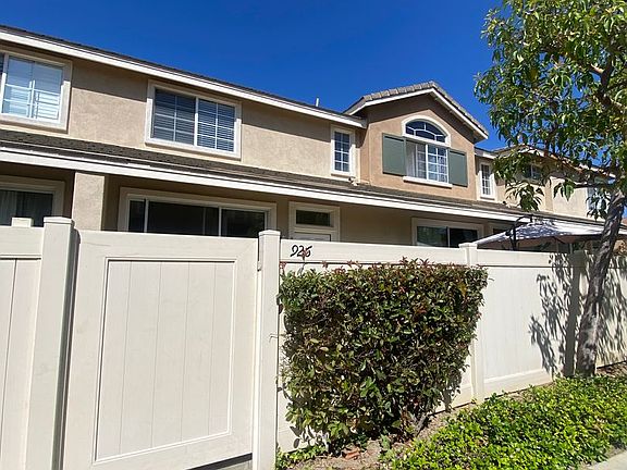 2nd image of 926 S Boulder Pl